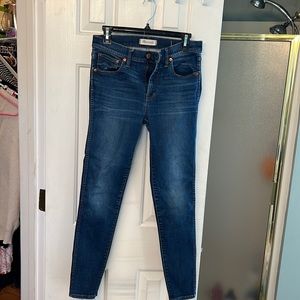 Madewell 9” high riser skinny skinny jeans size 28